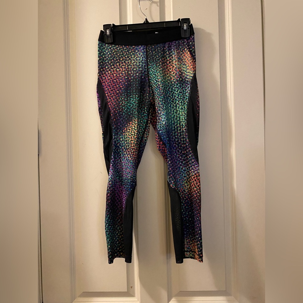 NWOT NIKE Womens Multicolor Leggings size medium